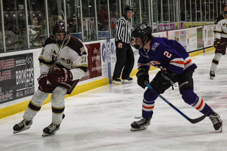Minot explodes in third, tops Bottineau 83 News, Sports, Jobs